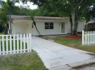 308 NE 13th St, Ruskin, FL 33570