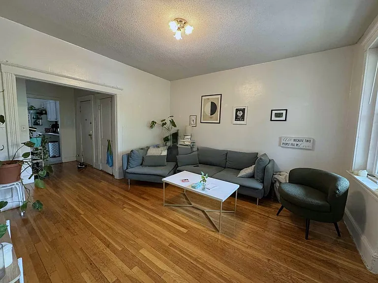 35 Mount Hood Rd #18 — Photo 6