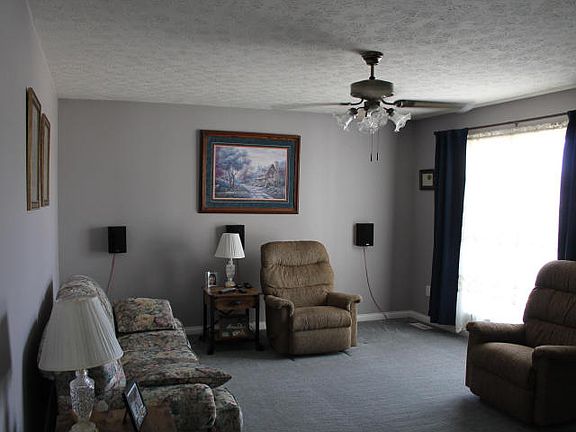 5th image of 117 Tex Ave
