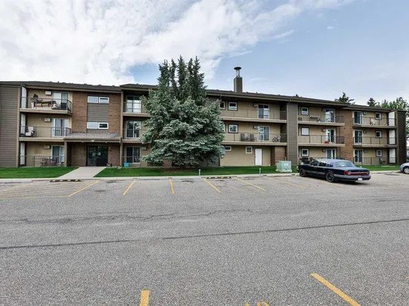 405 SE Columbia Blvd W #201, Lethbridge, AB T1K 5R8