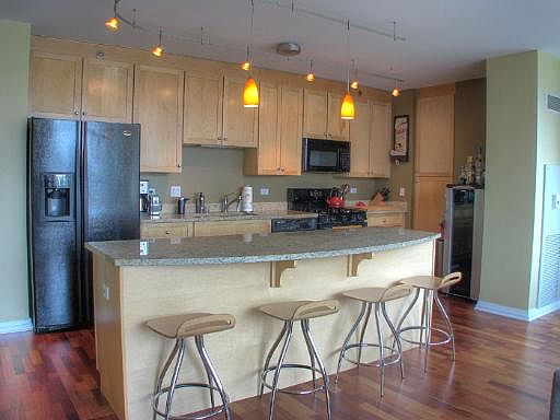 5th image of 33 W Ontario St #29A