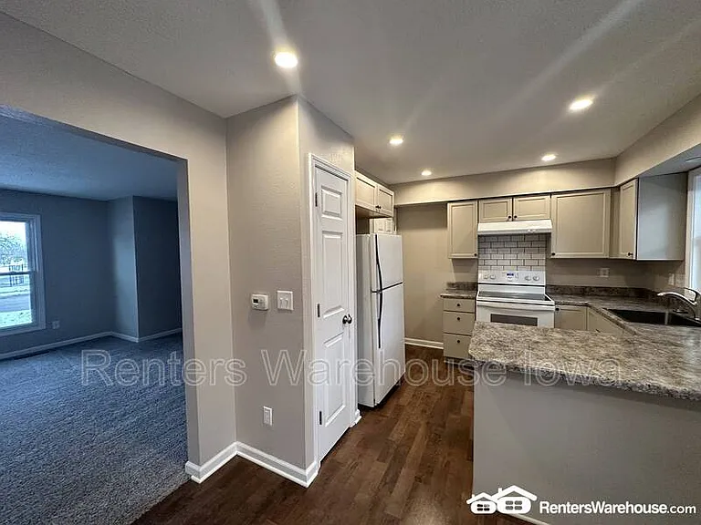 4926 Madison Ave — Photo 22