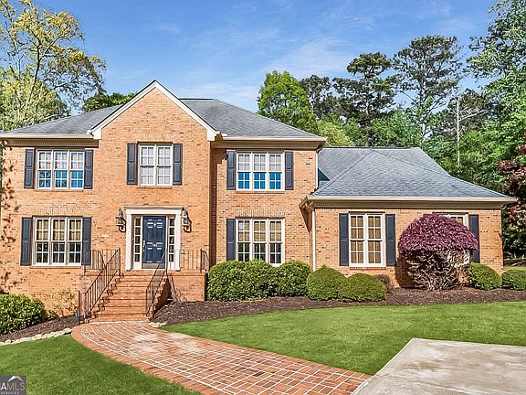 2nd image of 125 Mitchell Blf