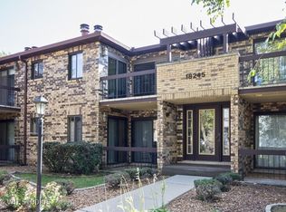 18245 Morris Ave APT 2E, Homewood, IL 60430
