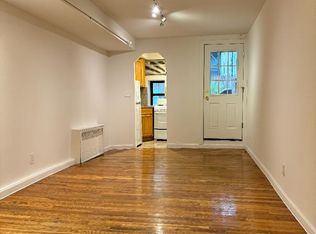 339 E 90th St #GE, New York, NY 10128