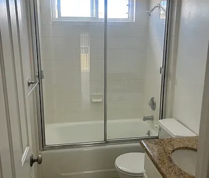 1023 Ocean Park Blvd #1 — Photo 9