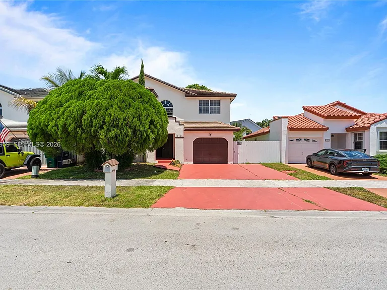 15345 SW 63rd Ter — Photo 3