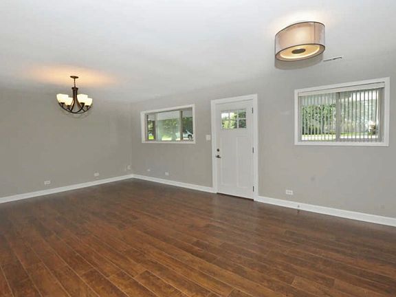 3rd image of 16121 S 88th Ave
