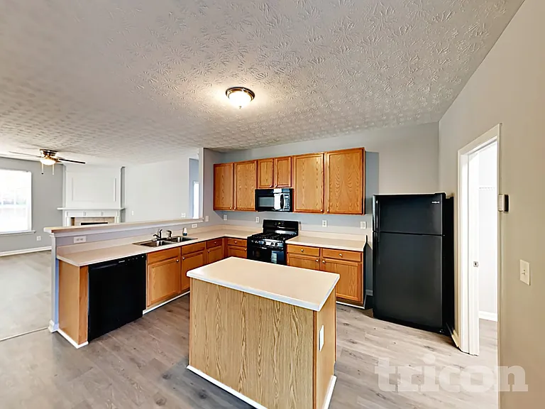 3329 Coach House Ct — Photo 5