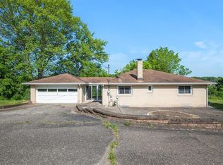 114 Grant St, Burgettstown, PA 15021