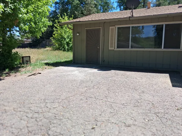 48963 River Park Rd, Oakhurst, CA