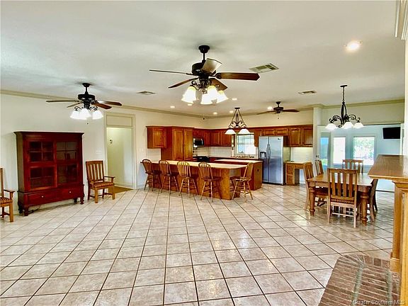 4th image of 308 N Lake Ct