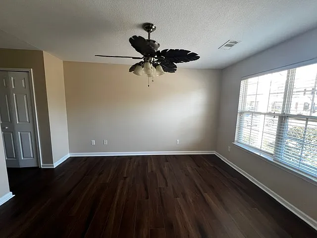 2540 Halle Ann Cir — Photo 5