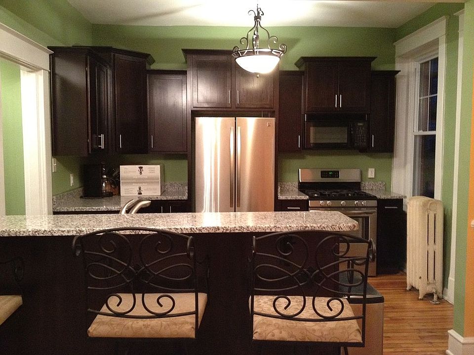 1st image of 2110 Rosewood Ave