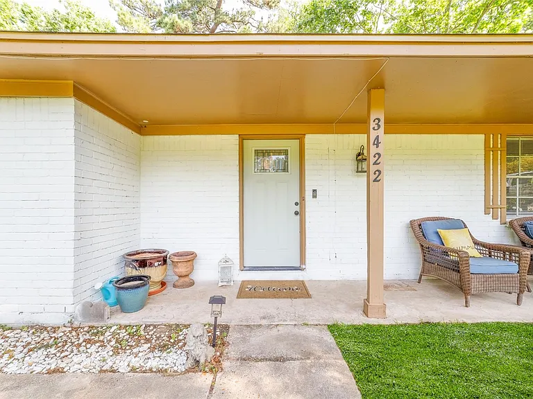 3422 Rustling Pines St — Photo 3