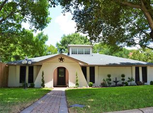 1000 Randy Rd, Cedar Hill, TX 75104