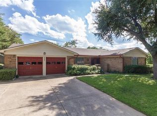 2222 W Sanford St, Arlington, TX 76012