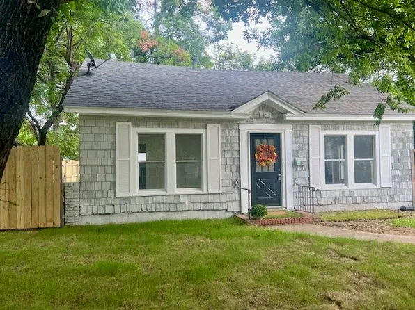 308 N Retta St, Fort Worth, TX 76111