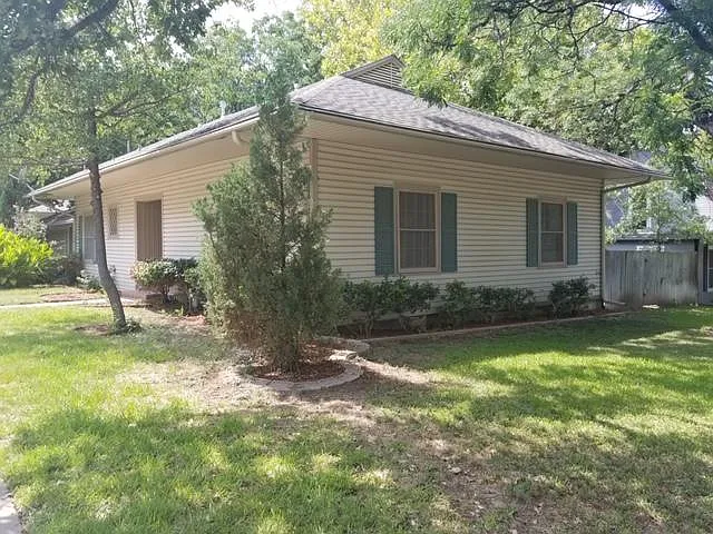 314 W Josephine St — Photo 21