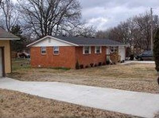 1016 Sherry St, Springdale, AR 72762