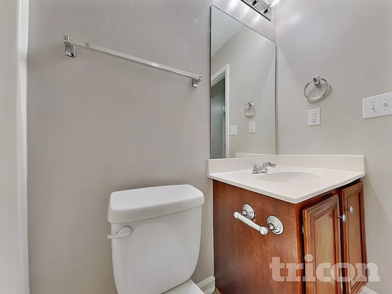 6884 White Walnut Way — Photo 14