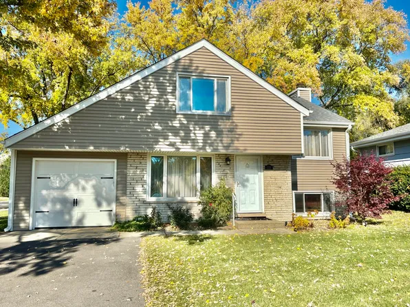 758 Maple Ave, Lisle, IL 60532