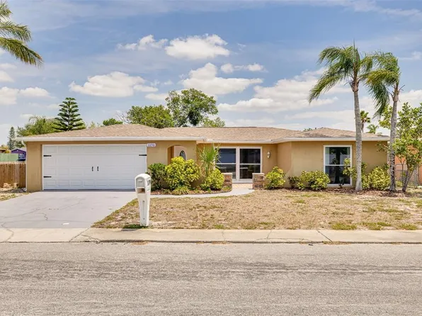 1170 Chelsea Ln, Holiday, FL 34691