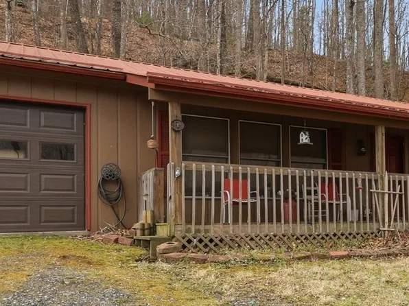 2202 Old 16 Highway, Jefferson, NC 28640