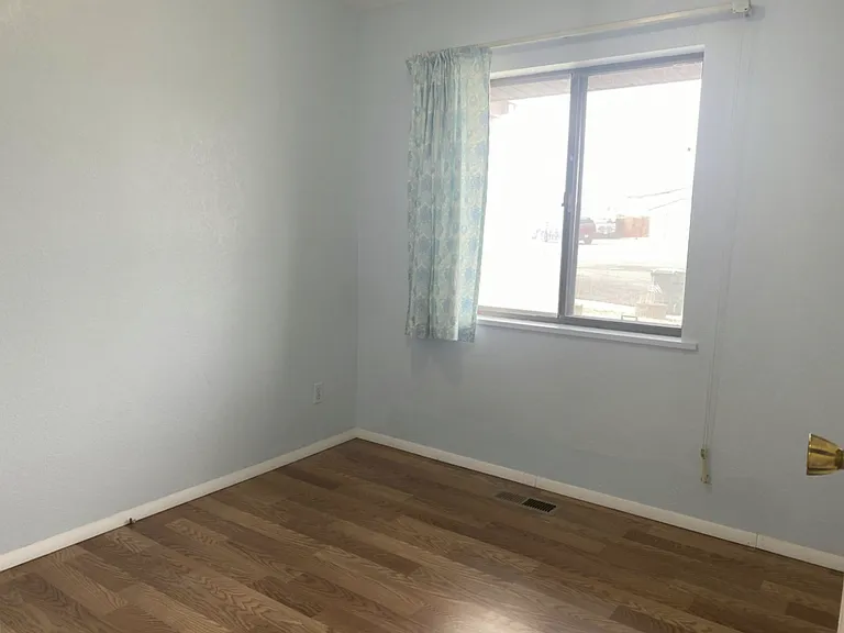 2355 Hill Ct — Photo 14