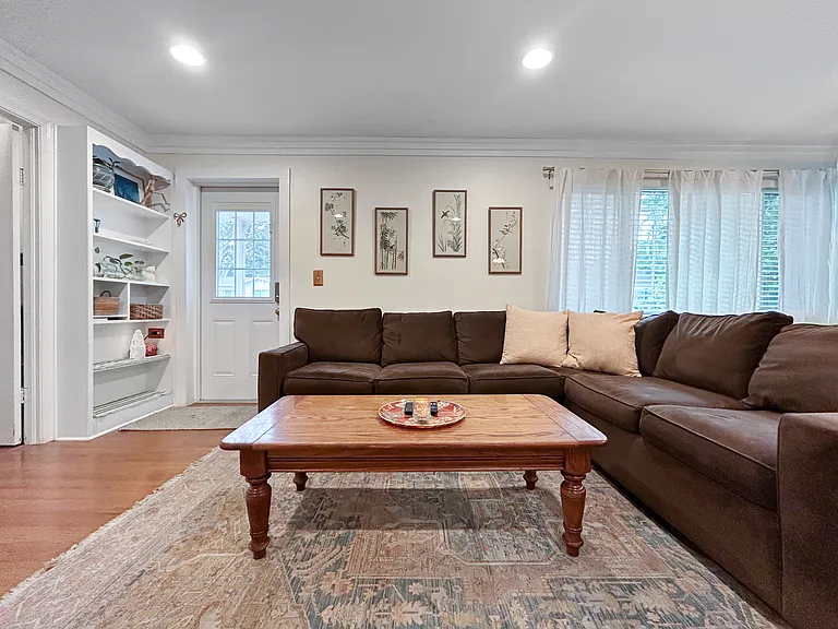 3829 Chapel Dr — Photo 24