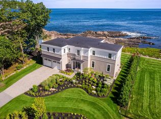 11 Ossipee Rd, Cape Neddick, ME 03902