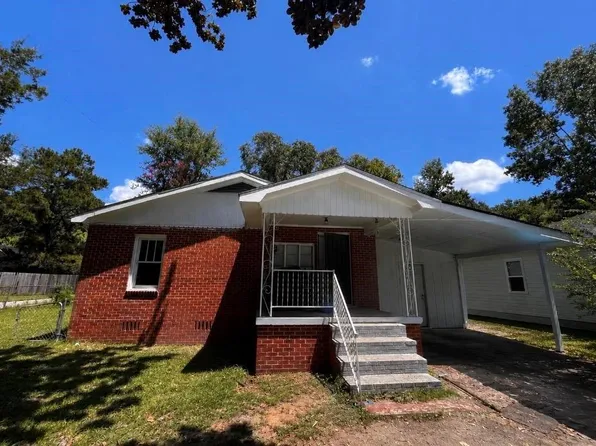 2718 N Thompson Dr, Mobile, AL 36606