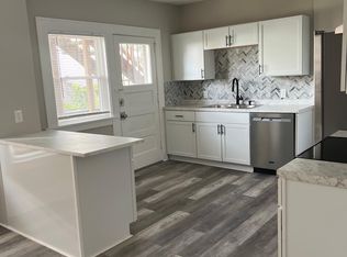 1357 Beach Pkwy APT 4, Lakewood, OH 44107