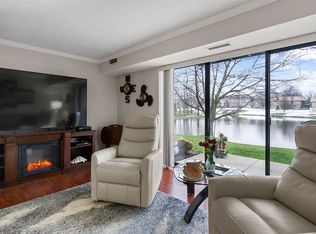 9720 Cove Dr UNIT 27-G, North Royalton, OH 44133