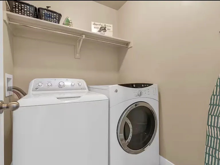 45 E 460 N — Photo 19