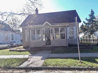 1310 Monroe St, Beardstown, IL 62618