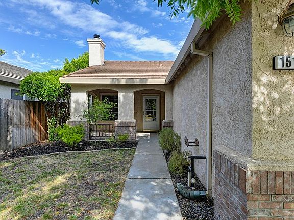 4th image of 1510 Alyssum Way