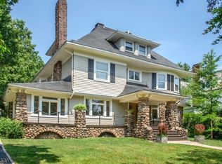 17 Prospect Ter, Montclair, NJ 07042