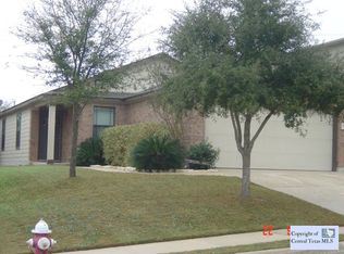 5760 Maxfli Dr, Schertz, TX 78108