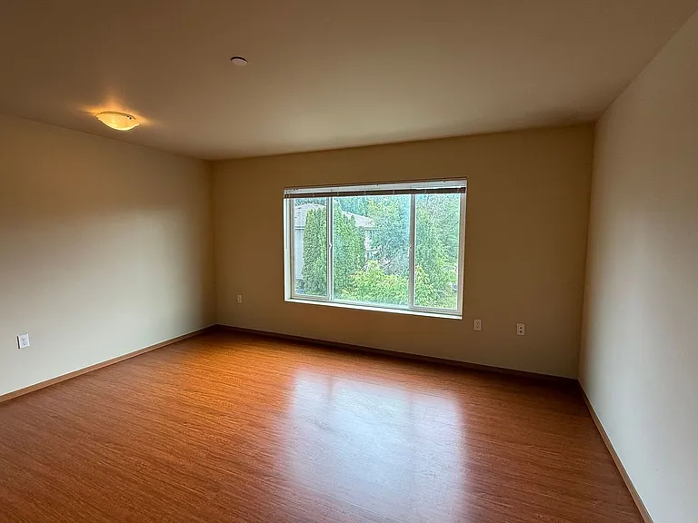 DubSea Apartments — Photo 20