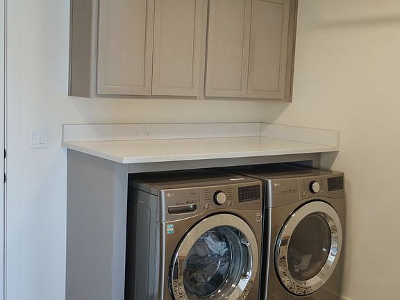 5th image of 3951 Woodland Dr