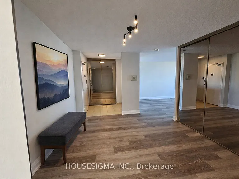 55 Huntingdale Blvd #1804 — Photo 4