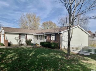 8 Appomatox Ave, Jacksonville, IL 62650
