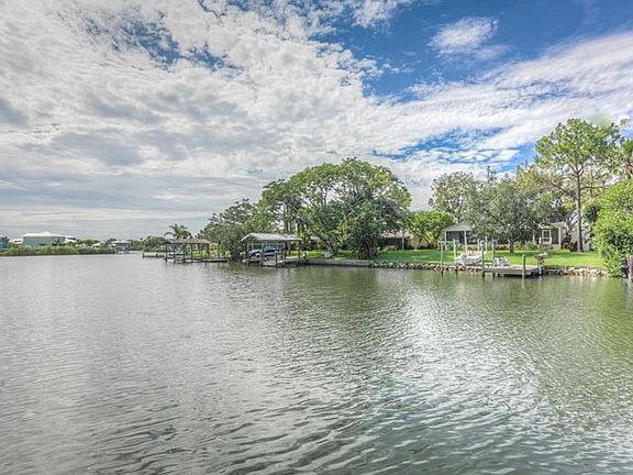 3rd image of 560 Bimini Bay Blvd
