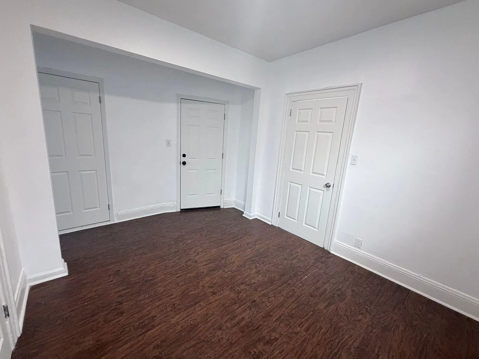 3 bed, 1.0 bath, $2,625 — Photo 4