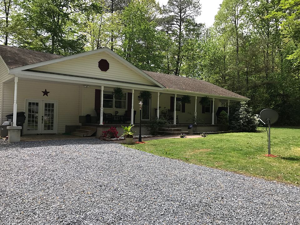 1st image of 46697 Breannes Ln
