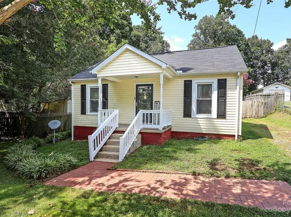 1004 Maywood St, Kannapolis, NC 28081