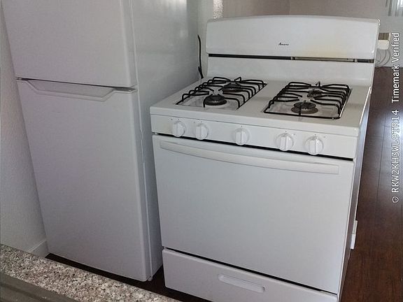 3rd image of 8770 Van Nuys Blvd #18