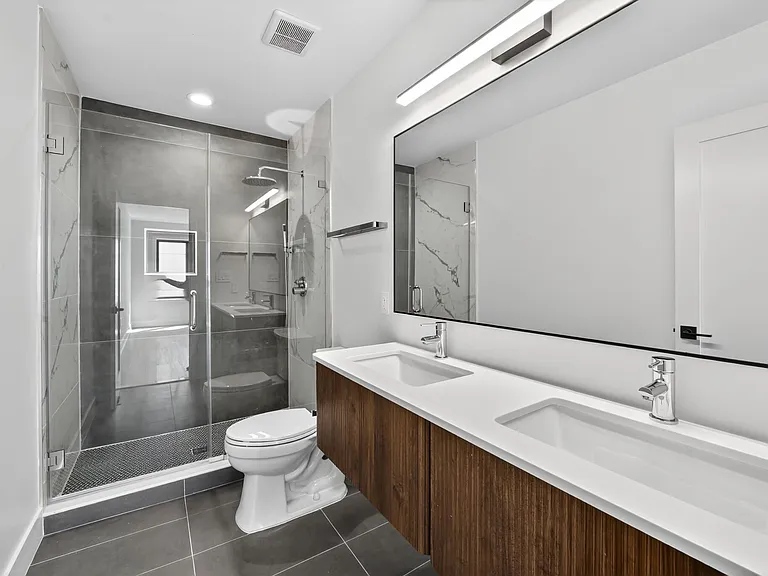 2440 Ontario Rd NW #8 — Photo 6