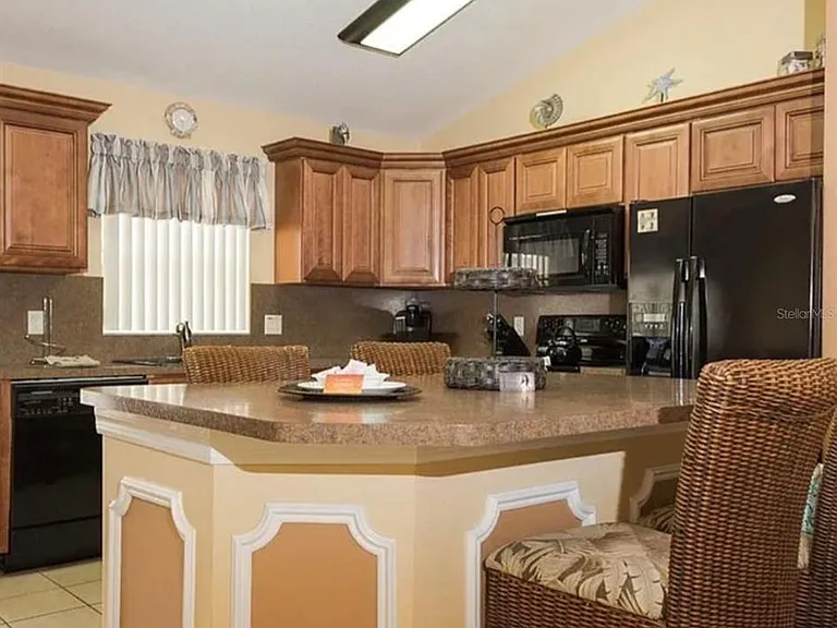 2697 Autumn Creek Cir — Photo 6